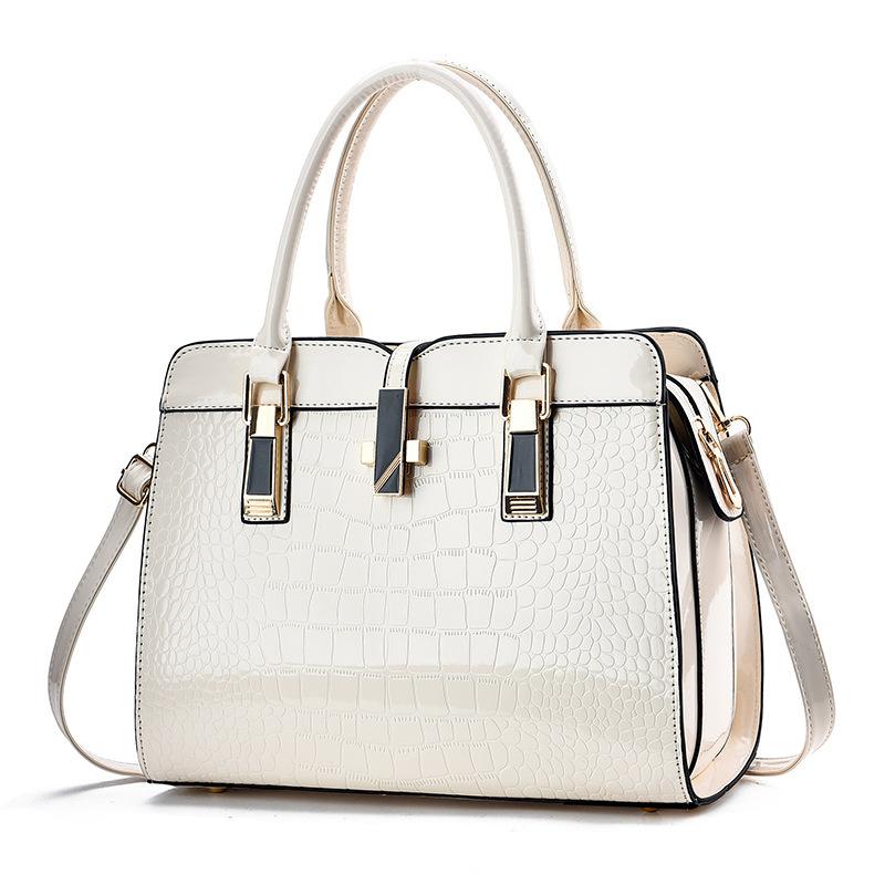 Autumn and winter new fashion bright leather handbag large capacity crocodile pattern shoulder messenger bag