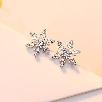 925 Sterling Silver Snowflake Stud Earrings: Women's Autumn & Winter Fashion, Christmas Gift, Trendy Dangle Ear Jewelry.