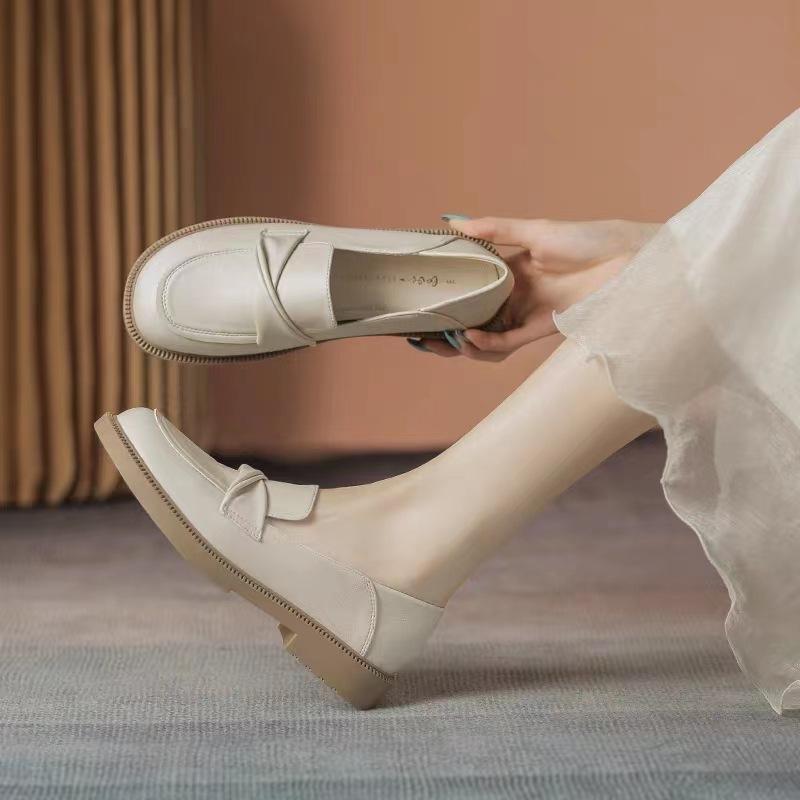 Small leather shoes women's niche design sense 2025 spring and autumn single shoes soft leather comfortable flat bottom