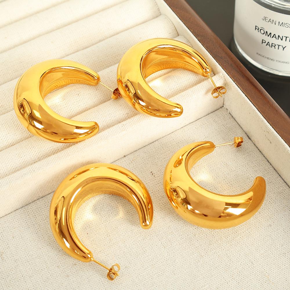 

French Minimalist C-Shaped Crescent Earrings - Versatile, High-End Design for Women