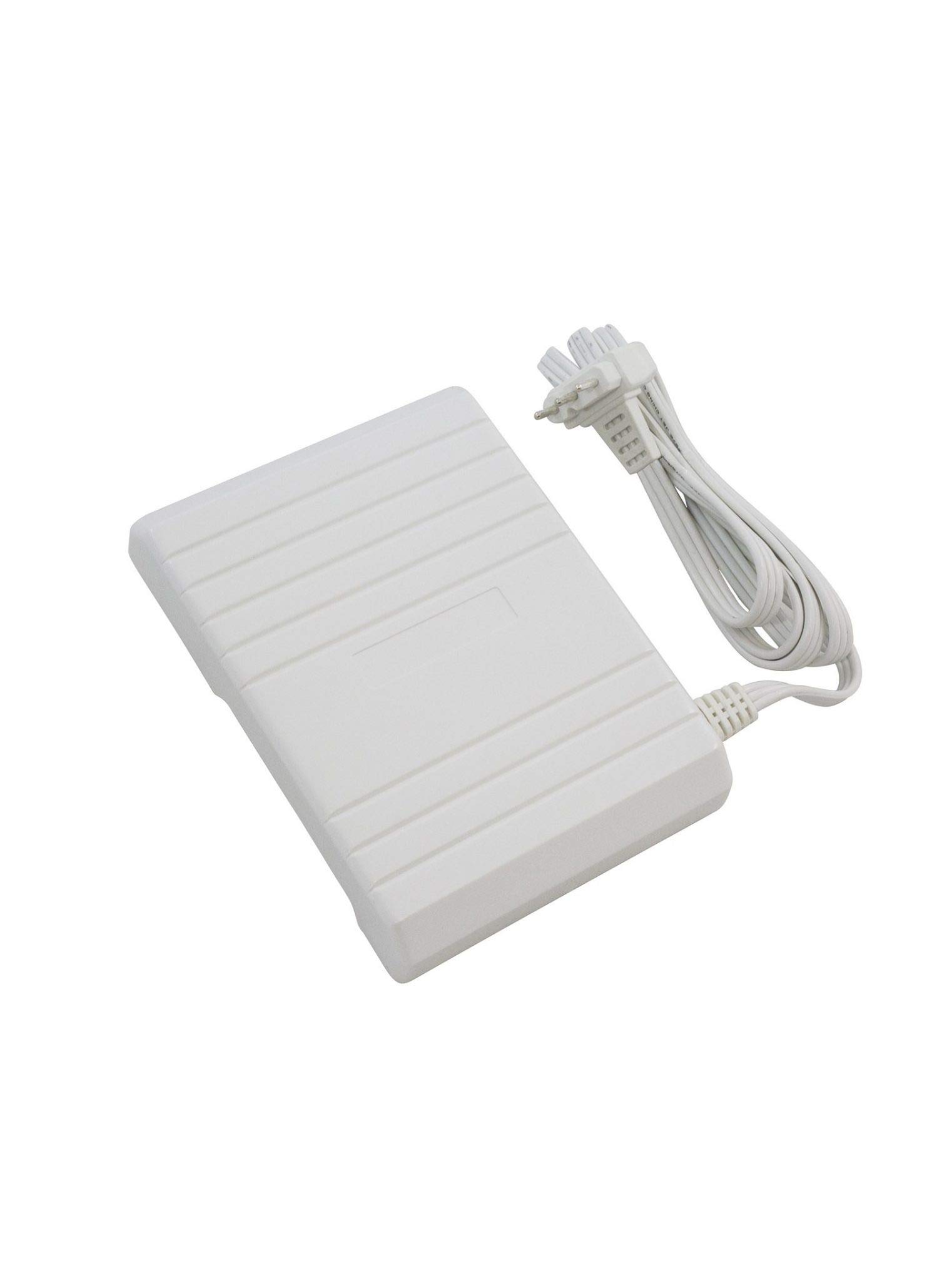 

Janome genuine electronic sewing machine foot controller round plug length 26 mm width 12 mm (white, 3-pin plug) білий