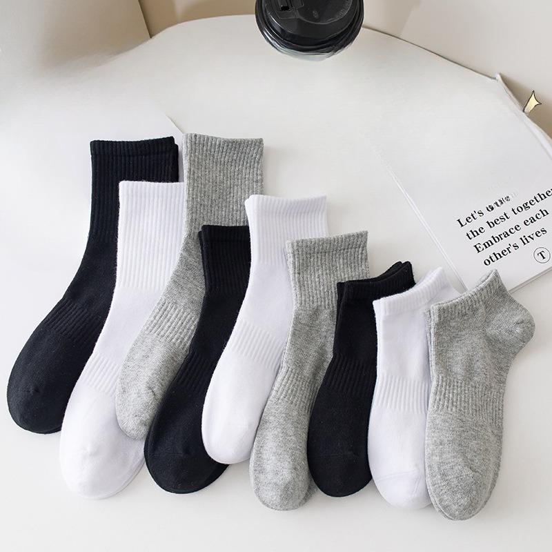 Female Spring and Autumn Pure Color All Go Boneless Sports Tube Socks