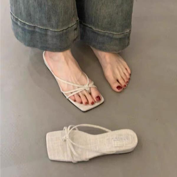 Fashion Shoes Woman 2025 Slippers Summer On A Wedge Heeled Mules Rubber Flip Flops Leopard High Hawaiian Slides Scandals Leopard