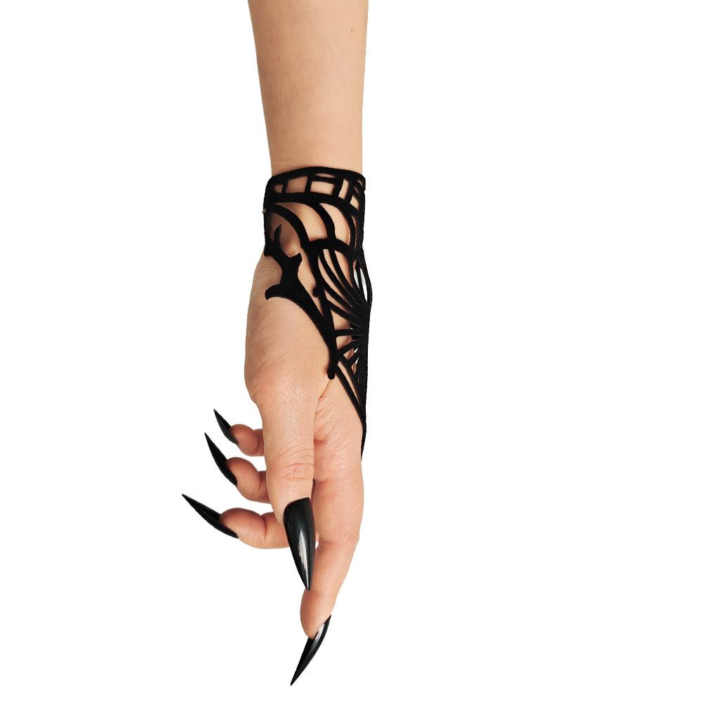 Dark Gothic Hollow Spider Pattern Wristband New Stage Performance Bracelet Finger Chain WS--
