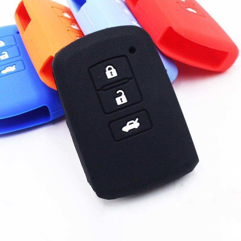 

Силиконовый чехол для ключа Toyota Camry 7-го поколения — подходит для 12 новых Camry 2.5 чёрный