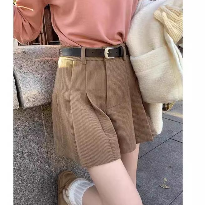 High-Waisted Khaki Corduroy A-Line Skorts for Women - 2026 Autumn/Winter Hip-Covering Pleated Wide-Leg Style.