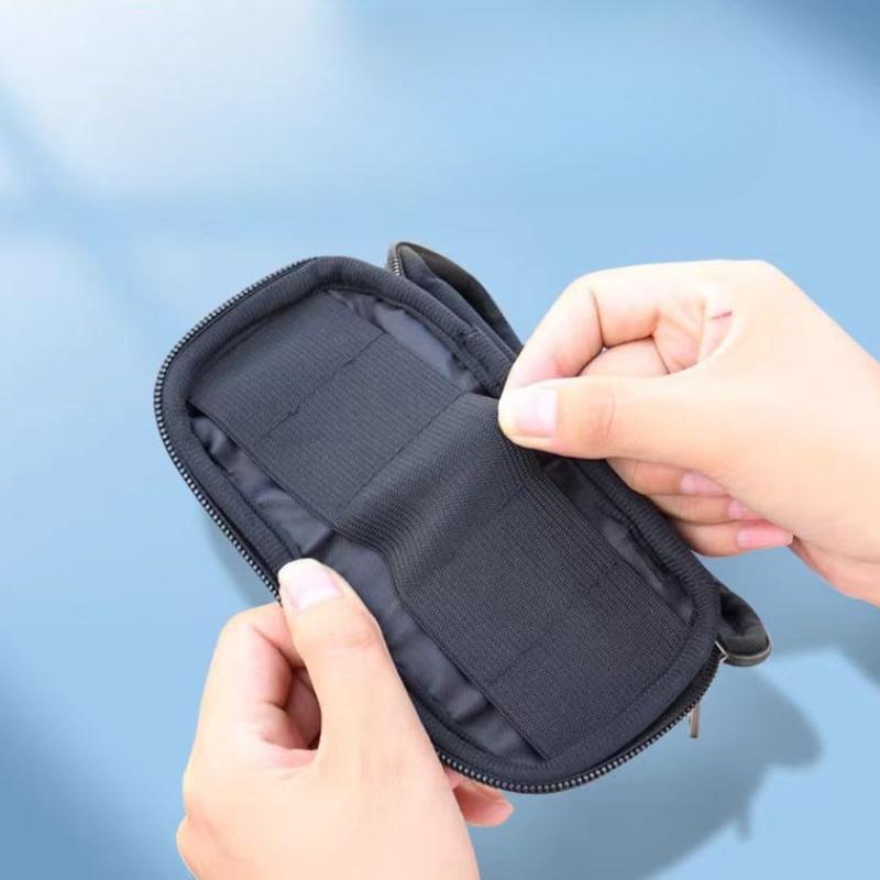 Pouzdro/Taška Organizér na USB Flash Disky - Box na Ukládání Příslušenství s Přihrádkami, Snadné Přenosné, Ukládá Malé Předměty, pro Kancelář, Domov a Cestování.