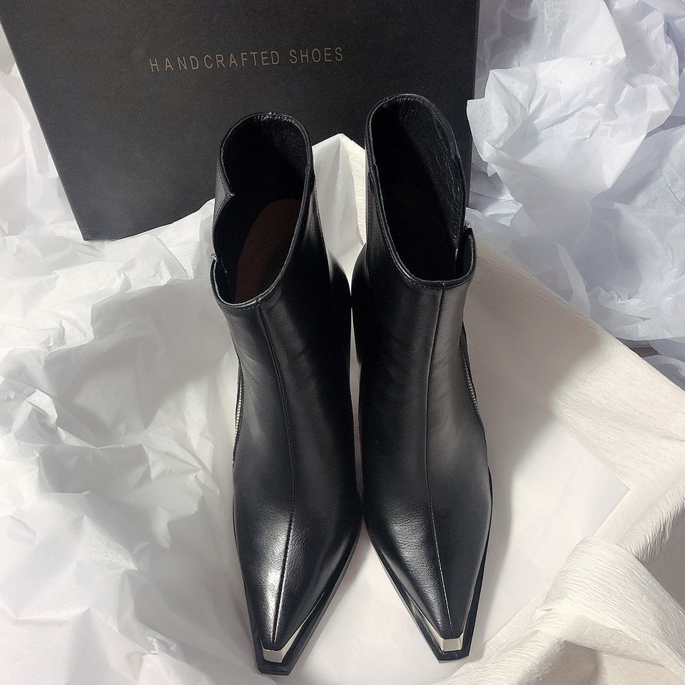 Temperament pointed side zipper 2025 autumn and winter new fashion versatile thick heel thin high heel temperament trendy cool short boots