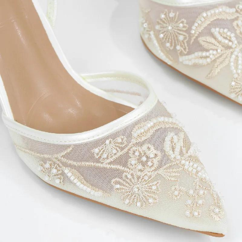 Elegante Mesh-bestickte Absätze für Damen Mode Perlenbesatz Sexy Spitz zulaufendes Design Sommer-Sandalen Luxusmarke Designerschuhe