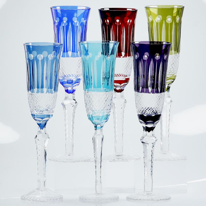 Stile Antico multi colore e cristallo di vetro tagliato a mano bicchieri da vino hock con stelo e base tagliati Decorazione Tavolo Bar di Casa