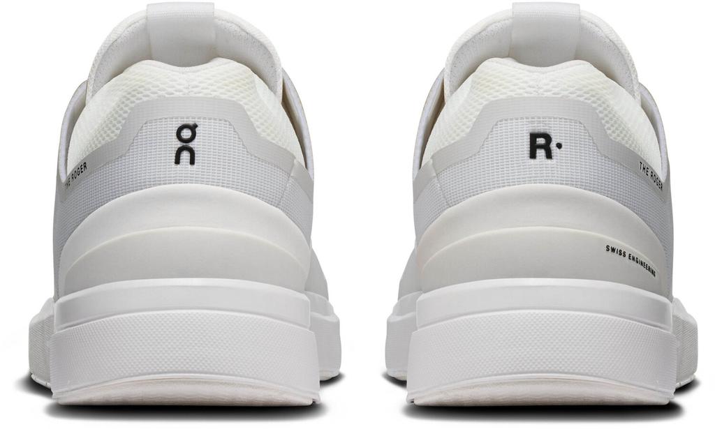 On The Roger Spin Sneakers White Black