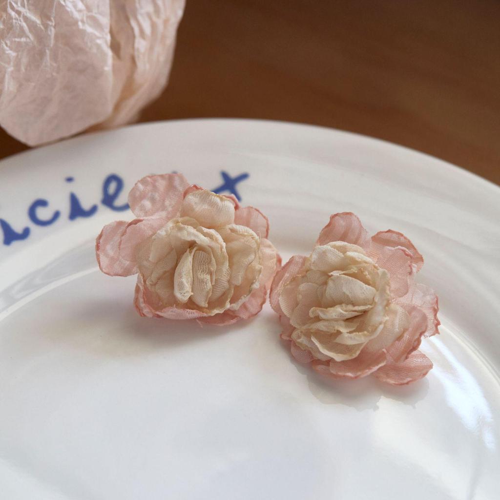 Camellia Bloom Fabric Flower Earring: Mori Style Mosquito Coil Ear Clip for Women