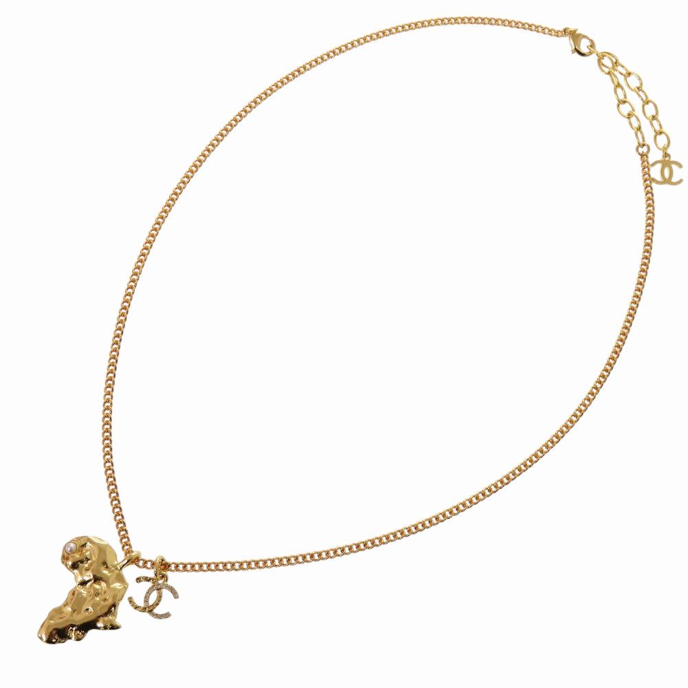Used AUTHENTIC CHANEL CC Mark African continent motif Necklace Gold Metal Faux pearl
