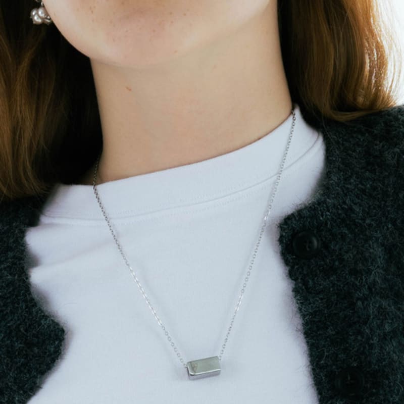 Pearlymore Block Drop Necklace_PM24N005WT