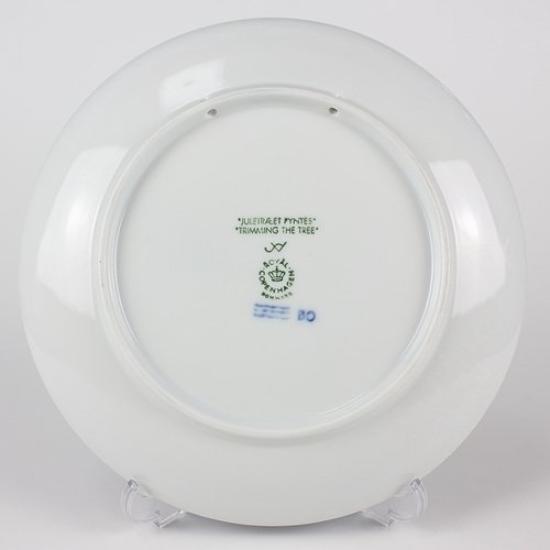 2000 Royal Copenhagen Year Plate the "Decorate Tree" [Item]