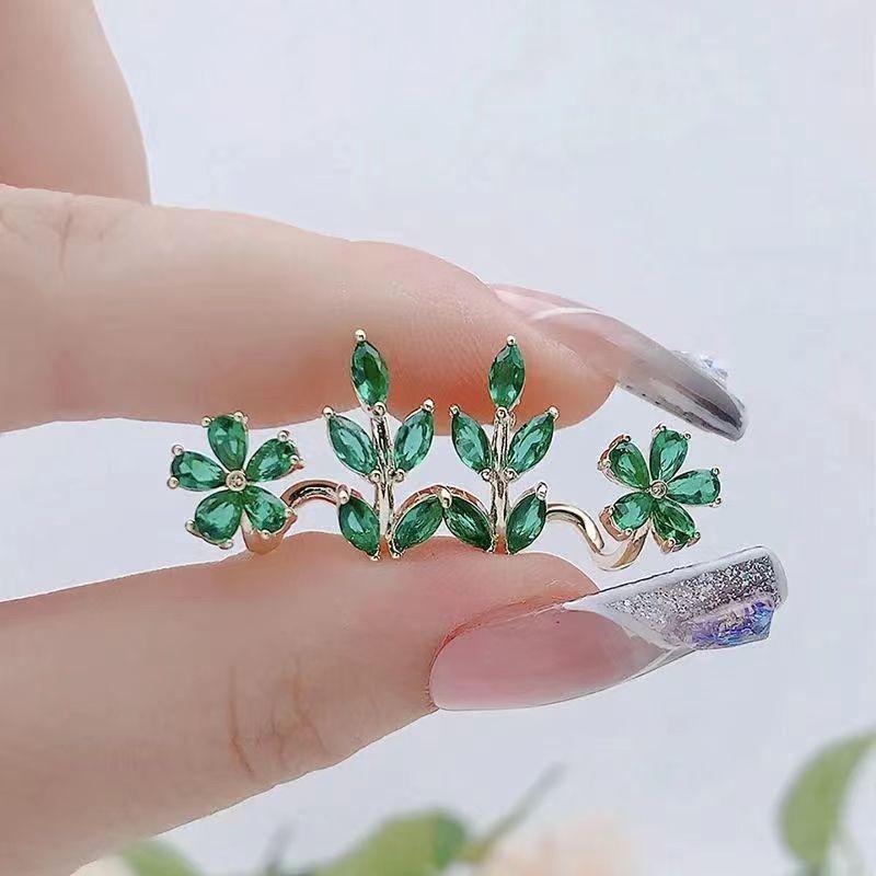 925 Silver Needle Green Flower Earrings For Women Korean Fashion Jewelry Trending Luxury Zircon Leaf Women's Stud Earrings