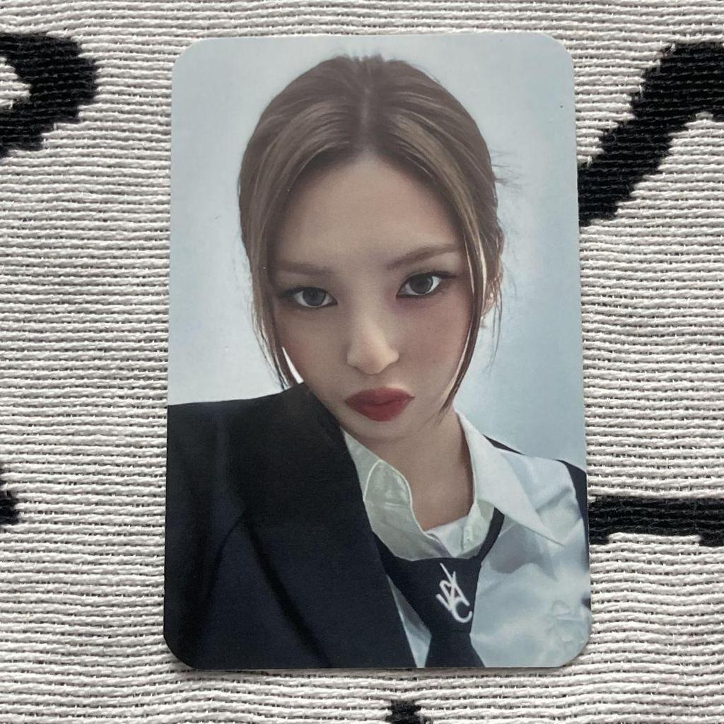 [USED] Chiquita like that BABYMONSTER Sanok Trading Card