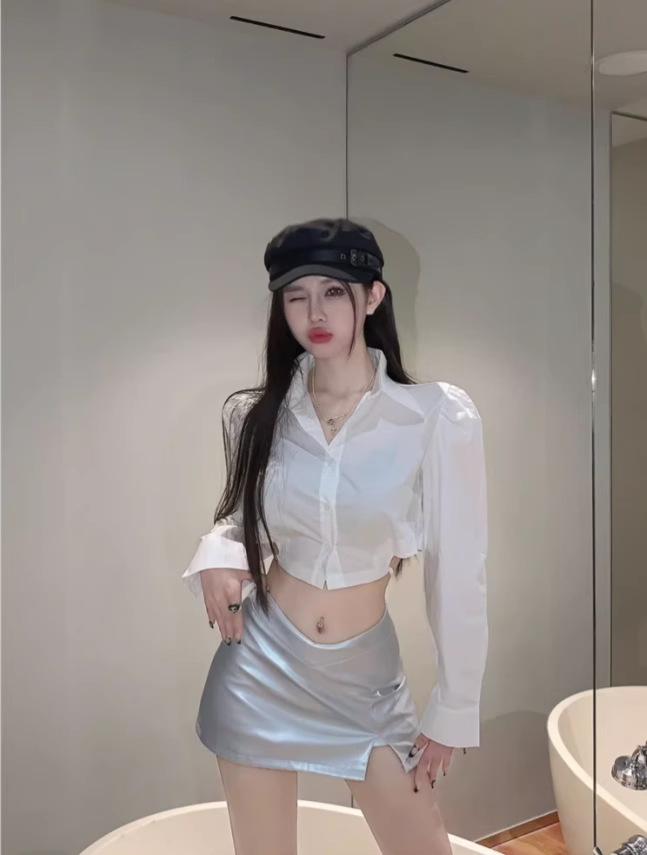 Spicy Girl V-Waist High-Waisted PU Leather Bodycon Mini Skirt With Side Slit - Hong Kong Style