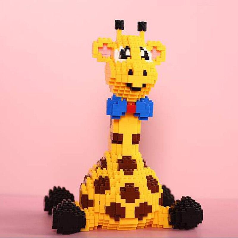 16083 Animal World Girafa galbenă Sit Pet Model 3D DIY Mini blocuri de diamante Cărămizi Jucărie de construcție pentru copii fără cutie