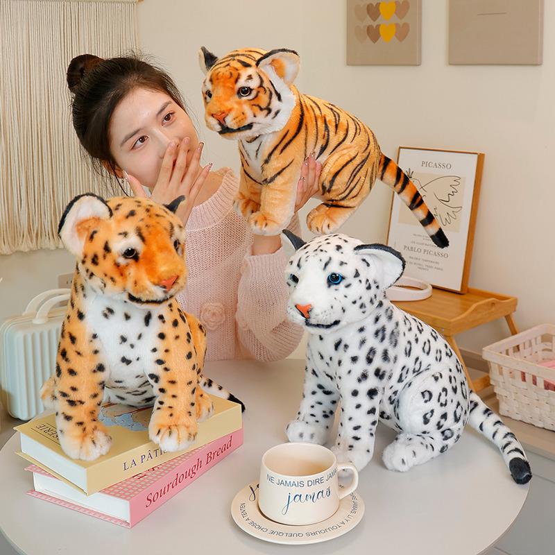 Lebensechte Bestien Flauschige Freunde Kuschelige Sitzende Tiger Leopard Löwe Figur Plüsch Kuschelig Realistische Tiergefährten Sehr Coole Schreibtischdekoration