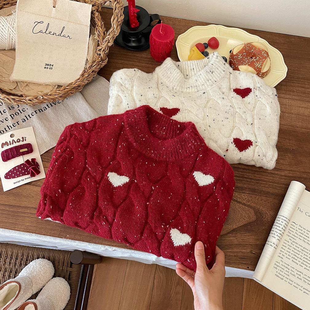 Girls winter red thickened love knitted sweater 2026 winter new baby girl Korean version foreign style pullover sweater