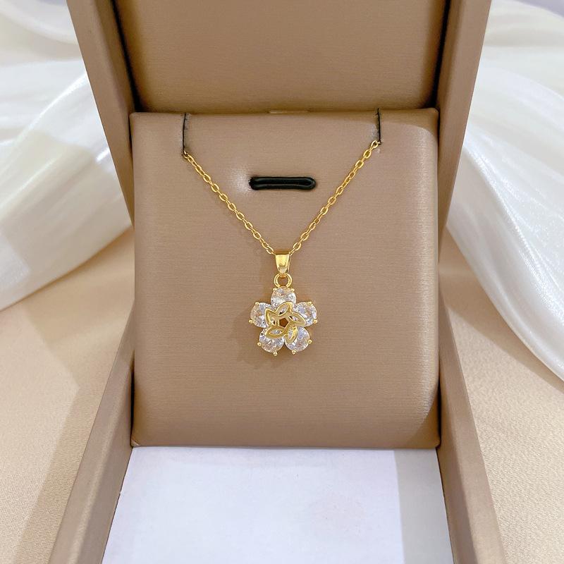 Light Luxury Full Diamond Micro-Inlaid Design Temperament Smart Shining Necklace Women, Simple Pendant