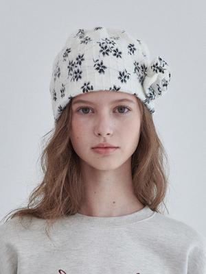 OUEL Rose Corsage Knit Beanie_Ivory
