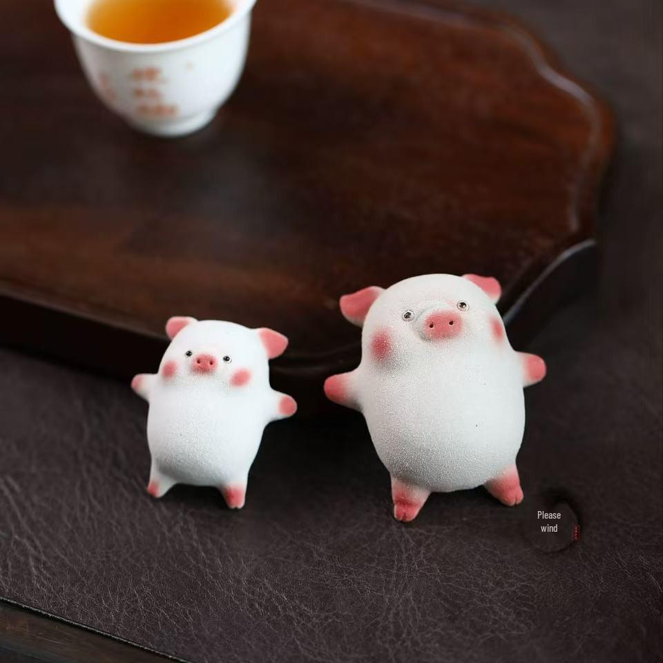 Yixing Zisha Tea Pet - Lying Flat Pig Zodiac Bathtub Ornament