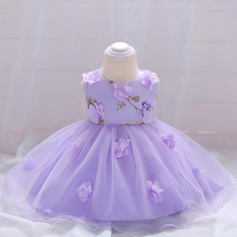 Chic Princess Birthday Dress: Fluffy Tulle, Bow, and Appliqué Design for Girls