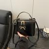 Spring New Retro Simple Fashion Handbag Box Bag Fashion Versatile Shoulder Bag Premium Messenger Bag