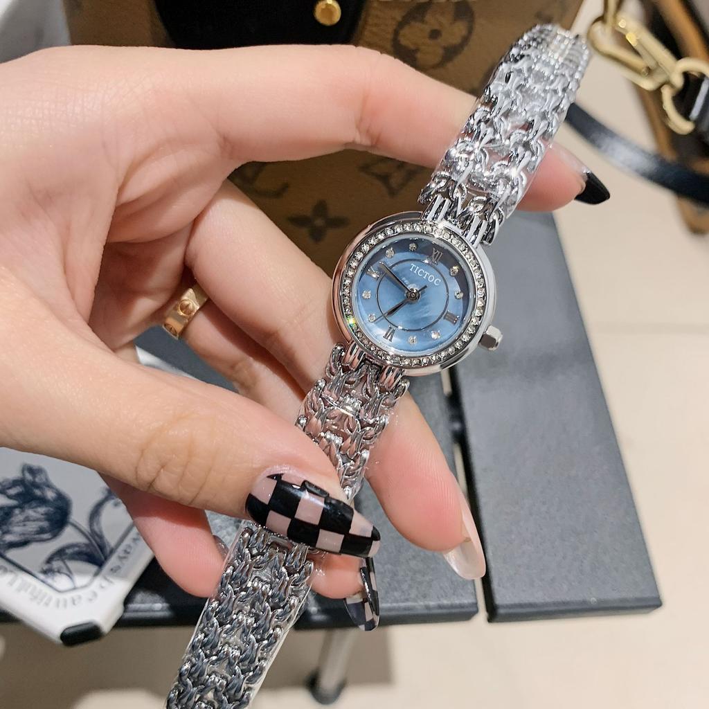 Damenuhr Heißes Modell Kleine Runde Uhr Ins Design Temperamentuhr Damen Leichter Luxus Nische Damenuhr