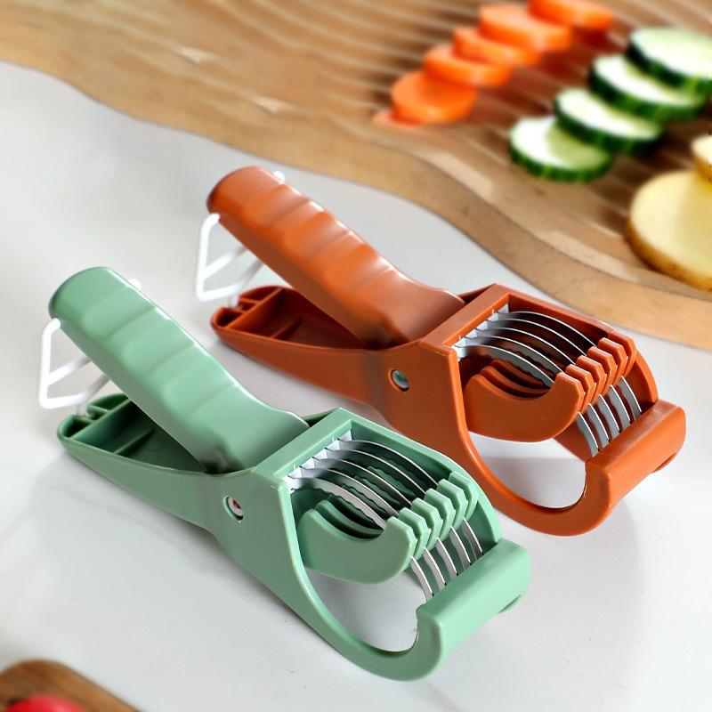 New Kitchen Fruit Slicer Multifunctional Fruit and Vegetable Slicer Fruit Slicers Portable Wavy Blade Even Slicing Kitchen Tools
