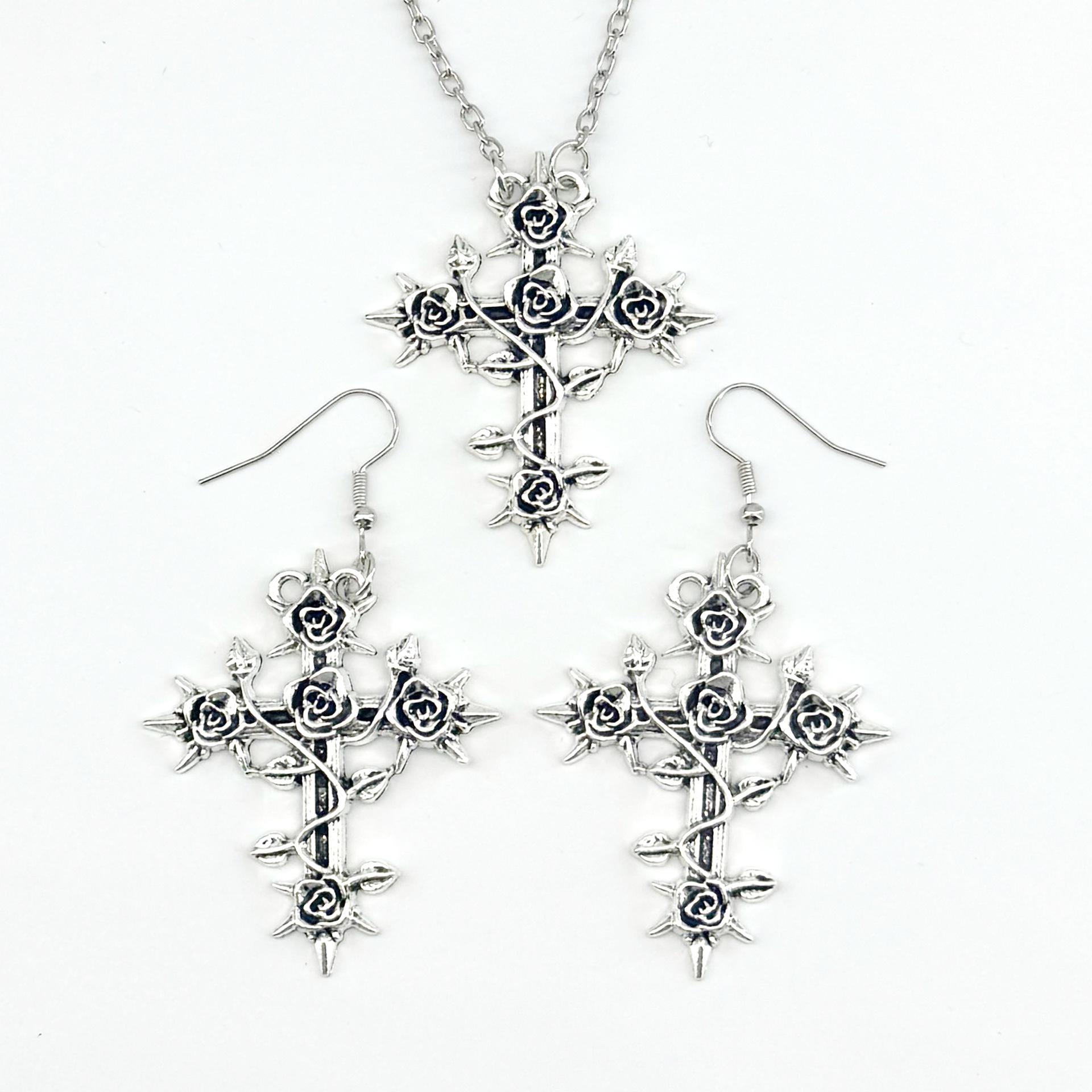 Niche Rose Cross Pendant & Clavicle Necklace with Earrings Set серебряный