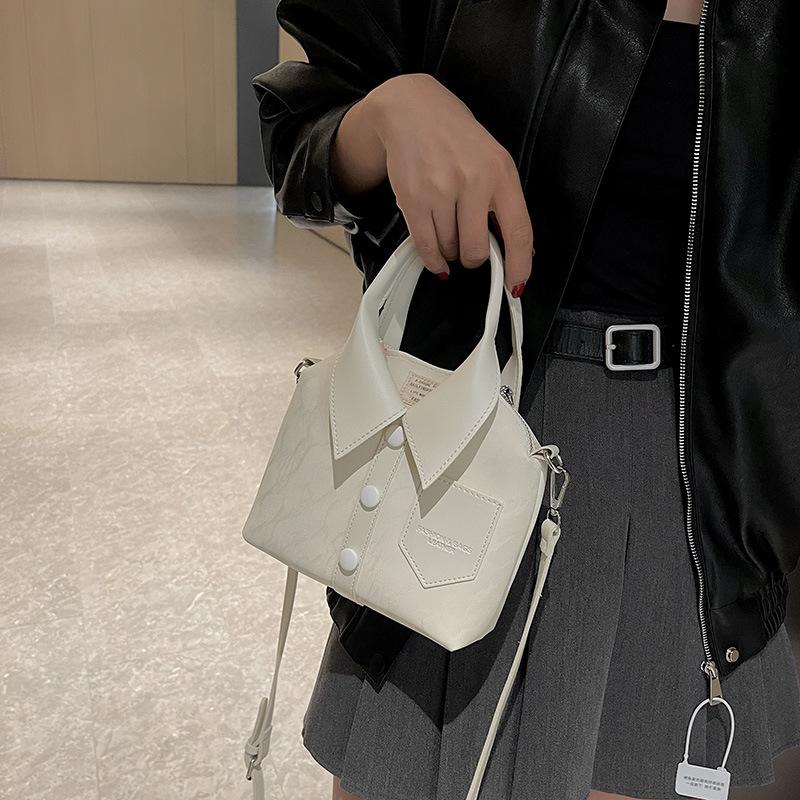 Woman Bags Bag 2025 New Korean Version of the Personality Creative Handbag Women's Crossbody Clothes Tote Bag