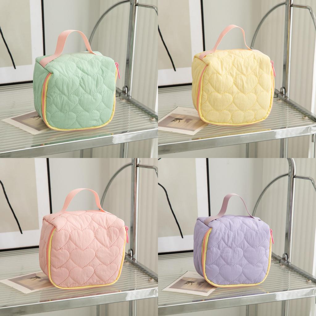 Cute Heart Pattern Makeup Bag With Breathable Polyester For Travel And Home Use