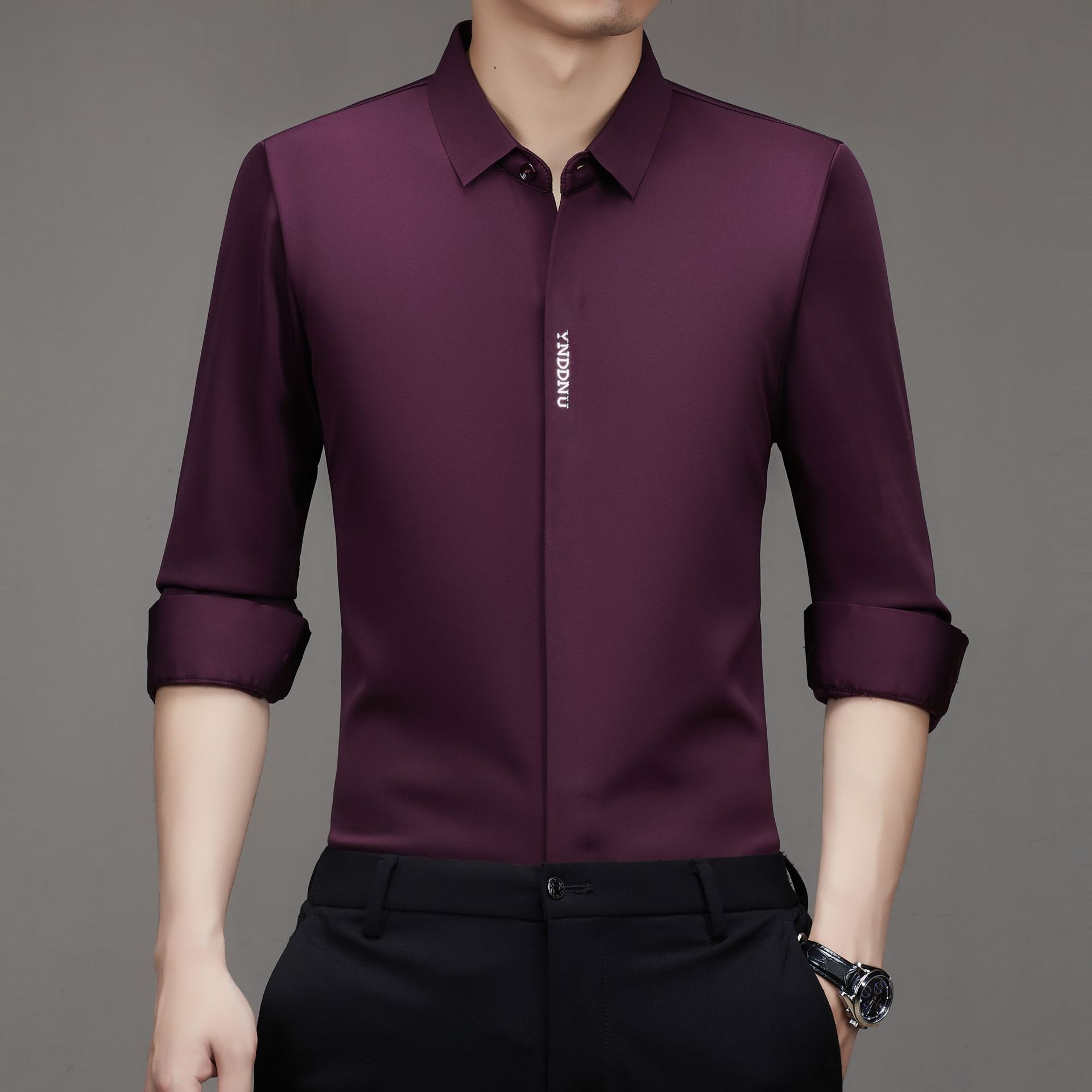 

Деловая мужская рубашка с длинными рукавами из высококачественного материала. XXL