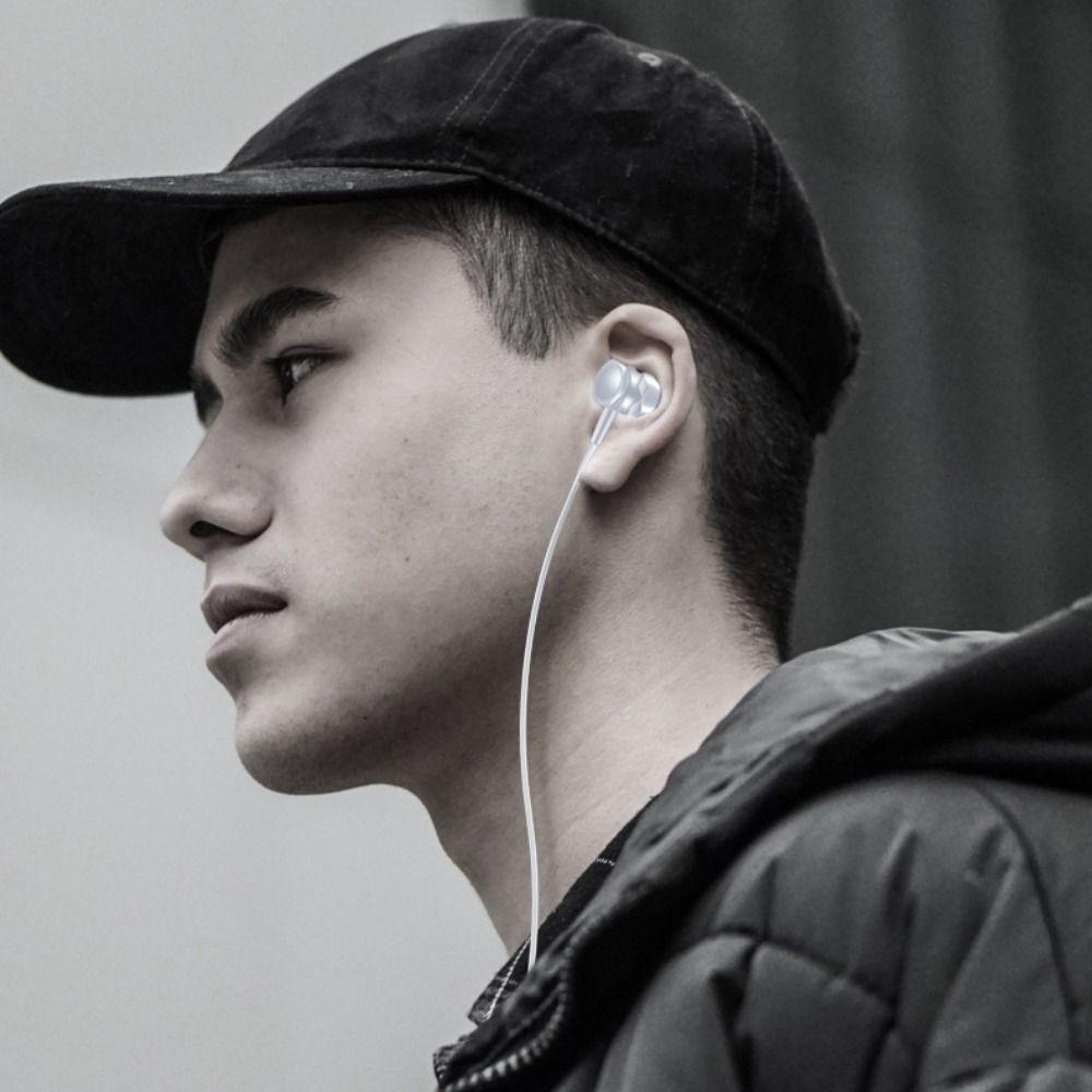 Stereo-In-Ear-Kopfhörer 3,5-mm-InEar-Mikrofon Tragbare Musik-Ohrhörer