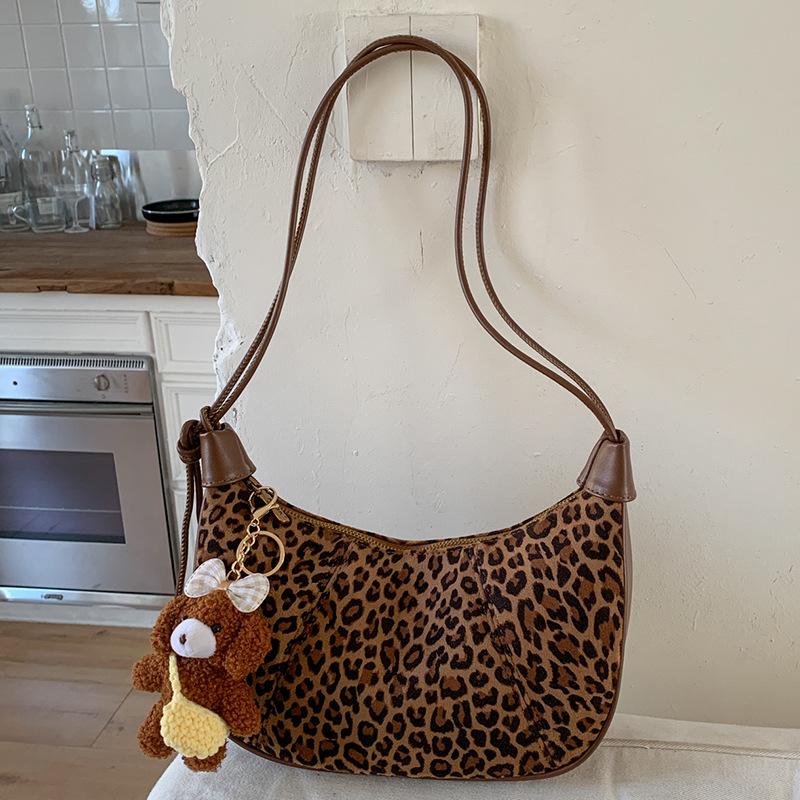 Fresh and Fashionable Leopard Print Women's Bag, Trendy Dumpling Bag, Large-capacity Armpit Bag