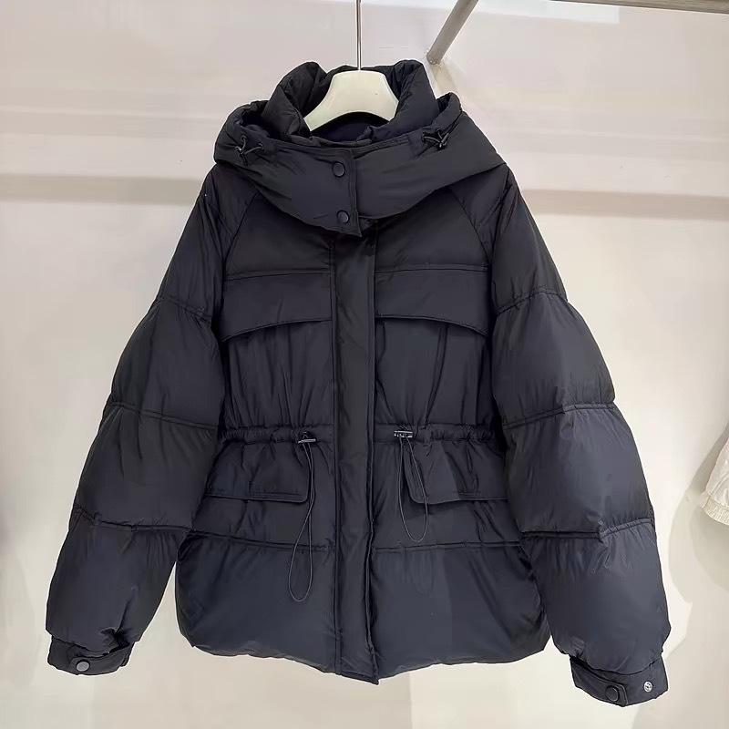 

Женская куртка-пуховик осень-зима, короткая, с капюшоном, однобортная, свободная, с регулируемой талией, прямая, из белого утиного пуха M чёрный