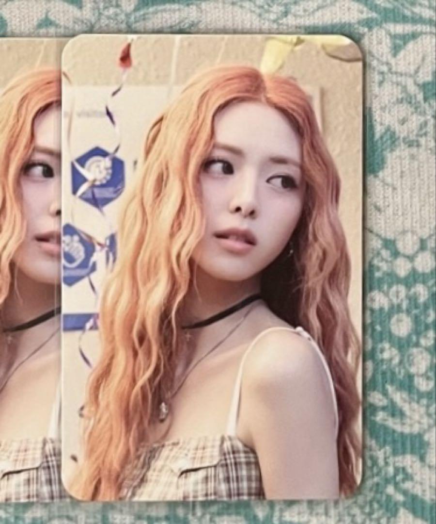 

[Б/У] ITZY Юна GWBG musickorea Лимитированная предзаказная коллекционная карточка B