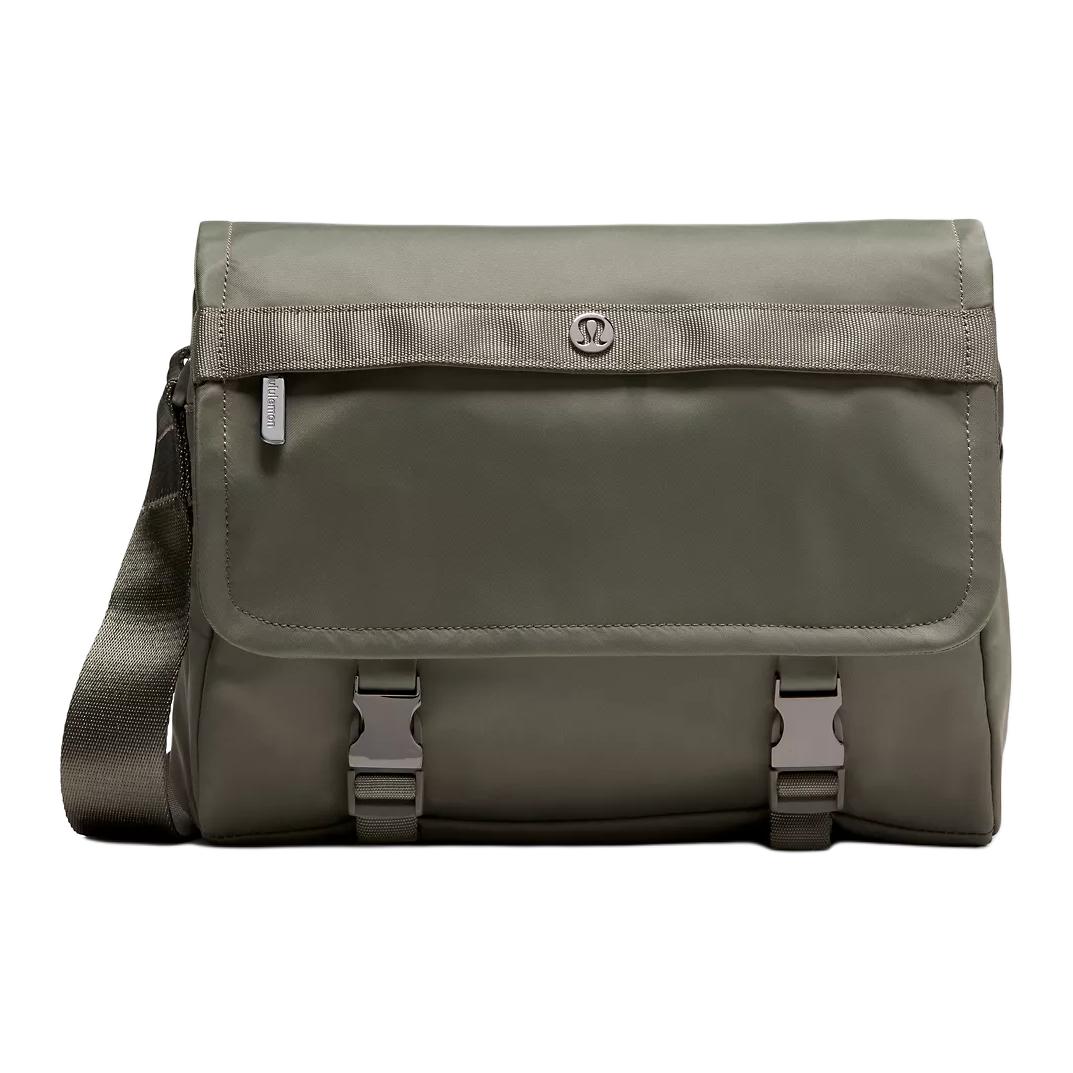 

Lululemon Wunderlust 6.5L Multi-Pocket Lightweight Versatile Nylon Messenger Bag Unisex bags Military-Green LU9BVTS-069345 Army Green