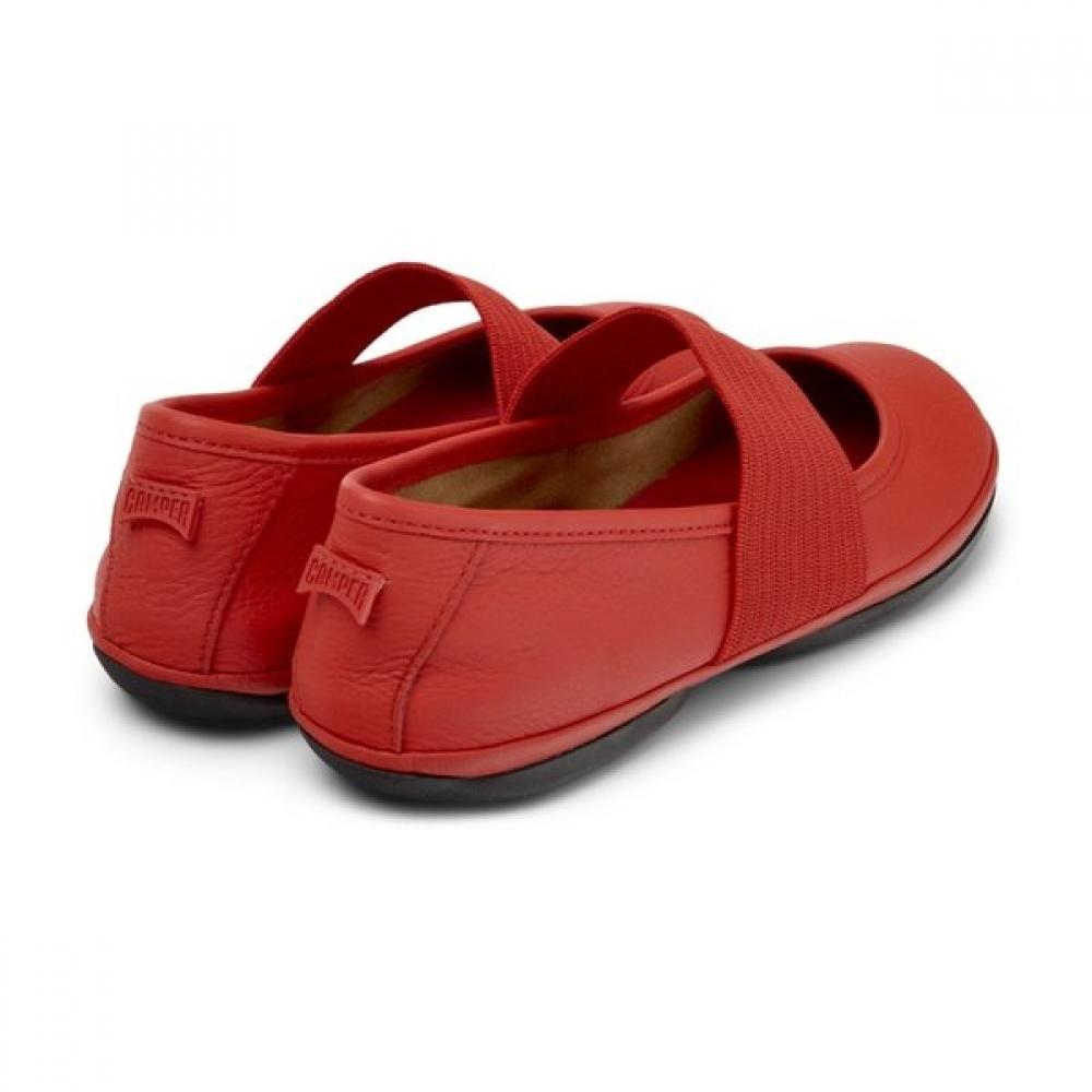 Camper Women S Flat ShoeS 26SS Right Nina 21595 258