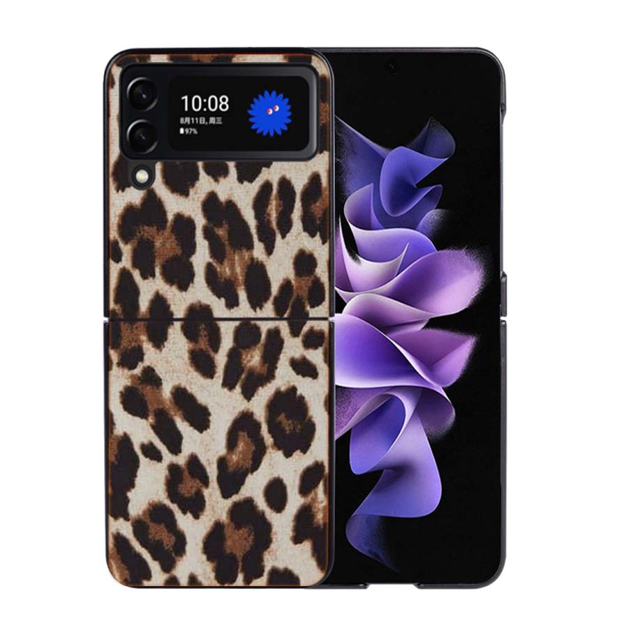 Fashion Tiger Leopard Print Panther Cool Phone Case For Samsung Z Flip 7 6 5G Galaxy Z Flip4 Z Flip5 Z Flip3 Coque Black Hard PC