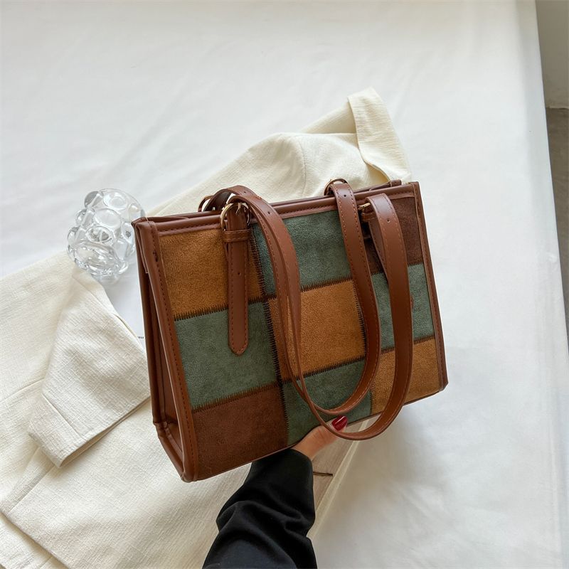 

Дизайн Ретро Сумка Под Мышку для Женщин Универсальная для Поездок Роскошная Одноплечевая Сумка Сумка-Тоут коричневый