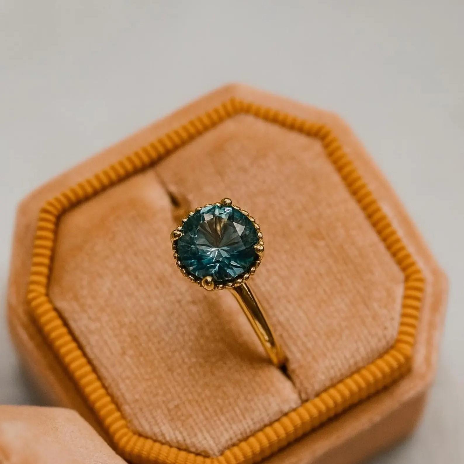 

Кольцо с бирюзовым сапфиром: Минималистичное кольцо из стерлингового серебра 925 пробы с позолотой из желтого золота: Арт-деко Солитер Свадебное Ювелирное Изделие Подарок M серебряный