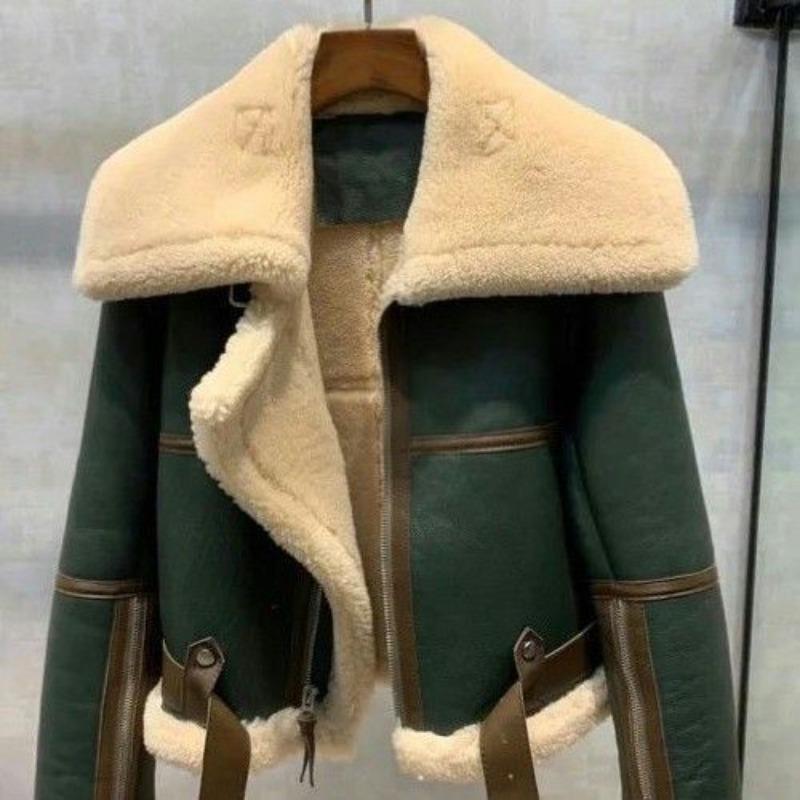 Winter New Green Splicing Large Lapel Locomotive Suit Women's Thickened Short Fur Integrated Sheep Shearing Jacket