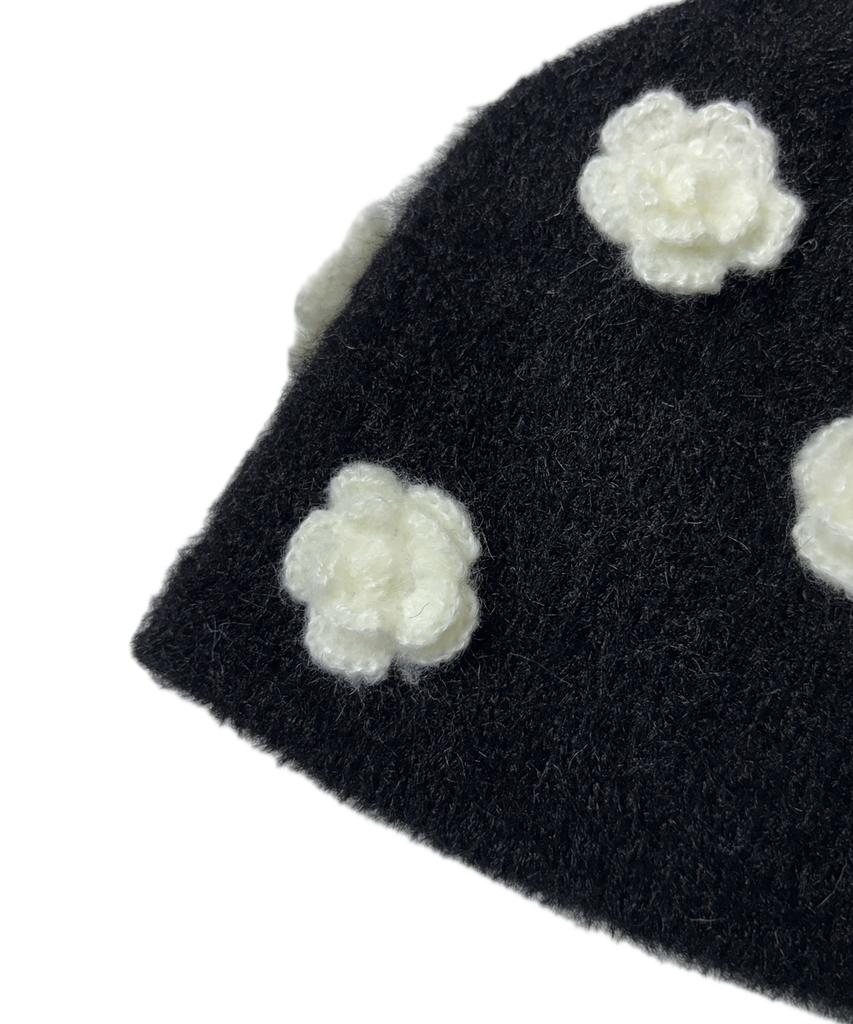 Leondieseu Flower Beanie (Black)