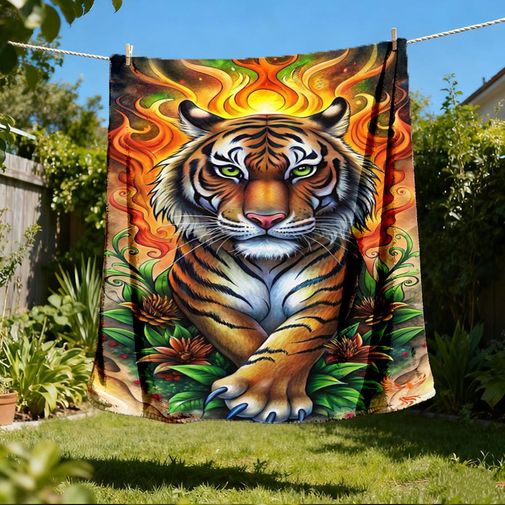 1pc Tiger Flames Design Throw Blanket Polyester Fiber, Lightweight Flannel, Soft & Warm, All Season Use for Outdoor, Camping Digital Print
