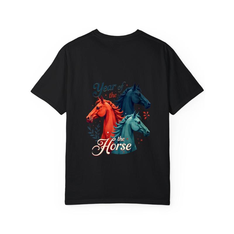 T-Shirt White Year of The Horse Print with Three Horses and Floral Design for Casual Wear