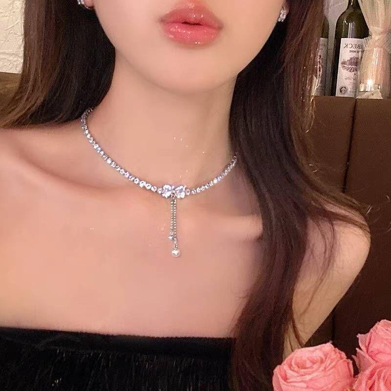 Bow Necklace Light Luxury Niche Women'S High-End Collarbone Chain Neck Chain Dress Choker
